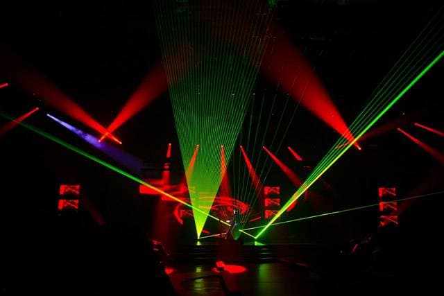 Лазерная установка купить в Красноярске для дискотек, вечеринок, дома, кафе, клуба